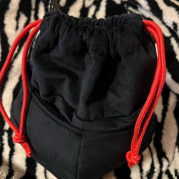 Kuromi drawstring pouch bnwt - Picture 3 of 8